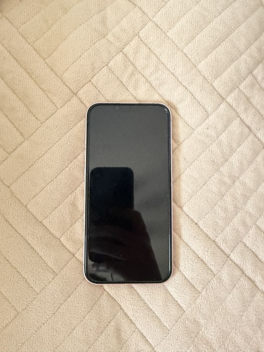 iPhone 13. 128гб