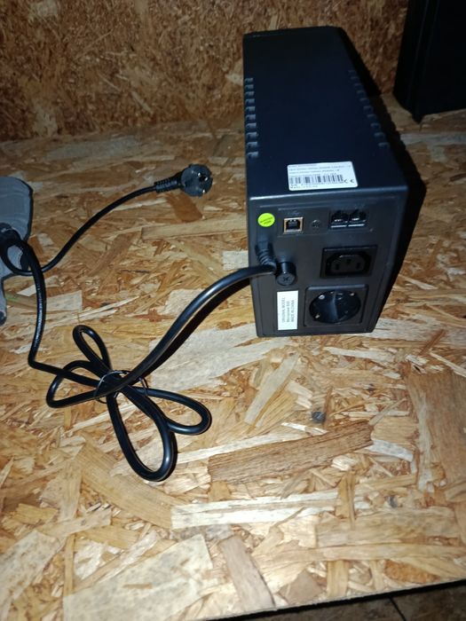 UPS SPS-PRO 650VA / 360W – Stare excelentă, ca nou