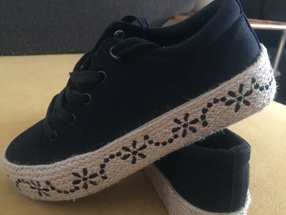 Pantofi sport, negri, talpa model decorativ