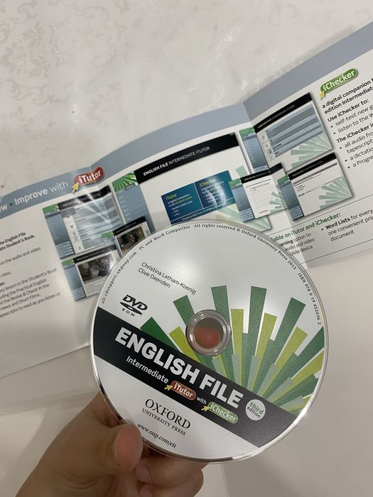 English File Intermediate