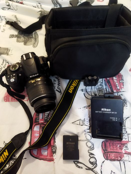 Продаю профессиональный фотоаппарат