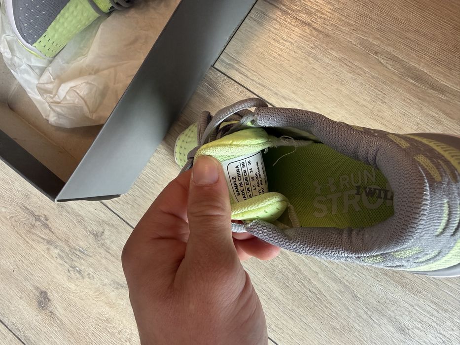 обувки Under Armour