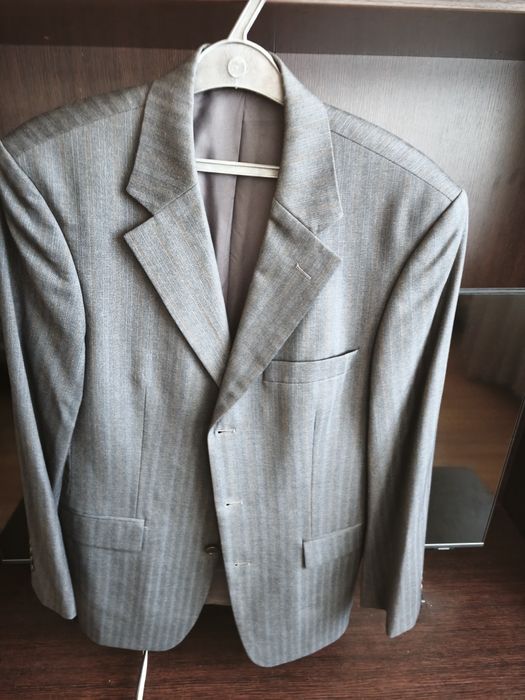 Продам мужские пиджаки