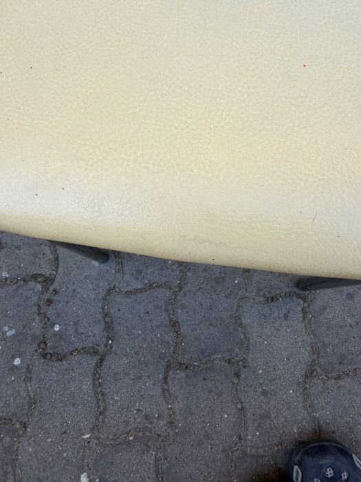 Vand 6 scaune de bucatarie