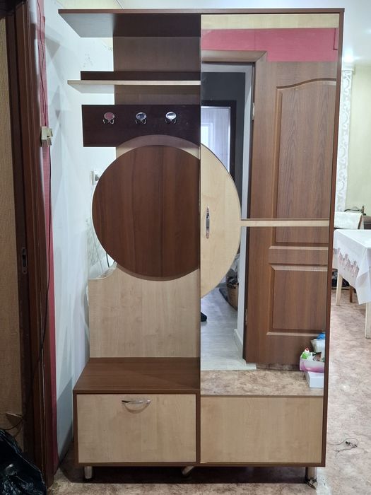 Прихожая  для квартиры  или дома