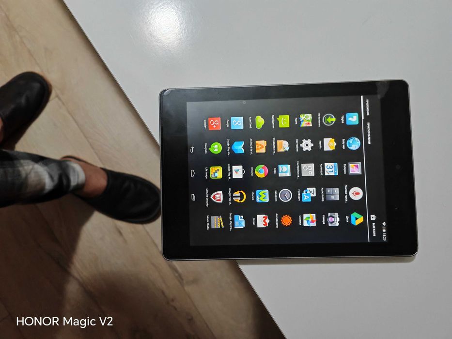 Таблетка Acer a1-811