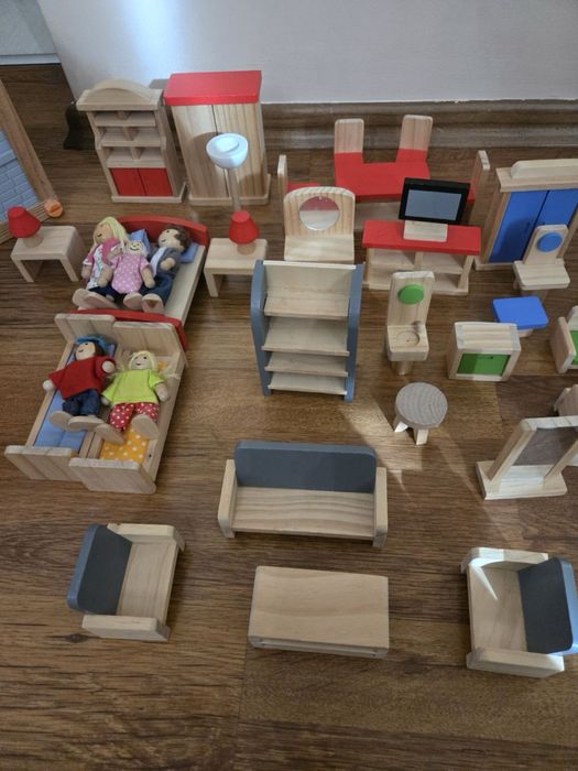 Дървена къщичка за игра