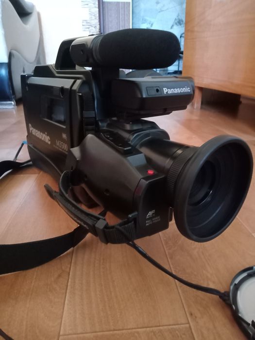 Продам видеокамеру.