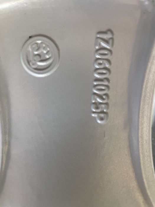 Оригинални лети джанти за Skoda,VW ,Audi 16 цола с гуми