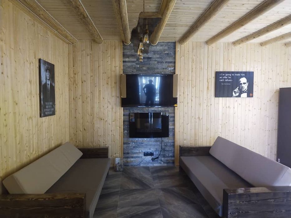 Изготовим под заказ мебель из чистого дерева