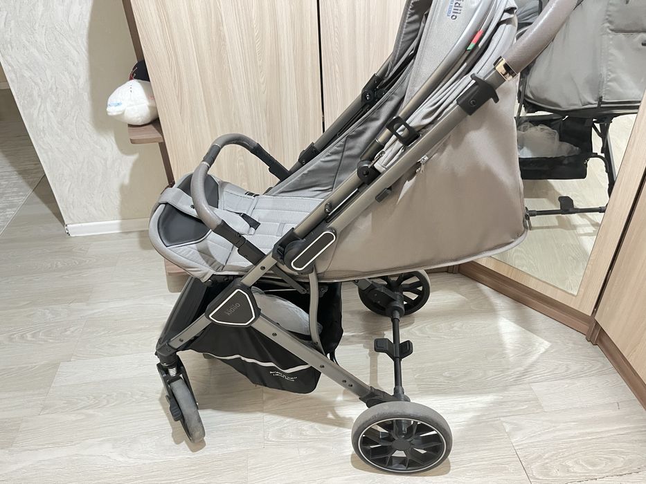 Продам коляску Kidilo в идеальном состоянии!