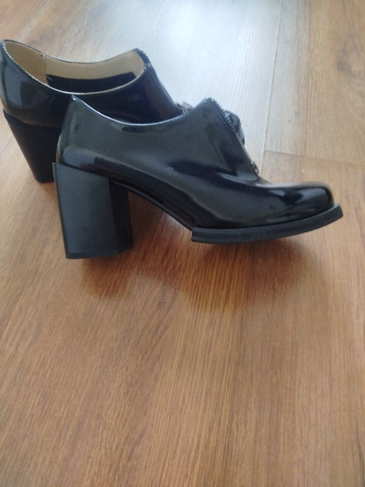 Женская обувь батильоны