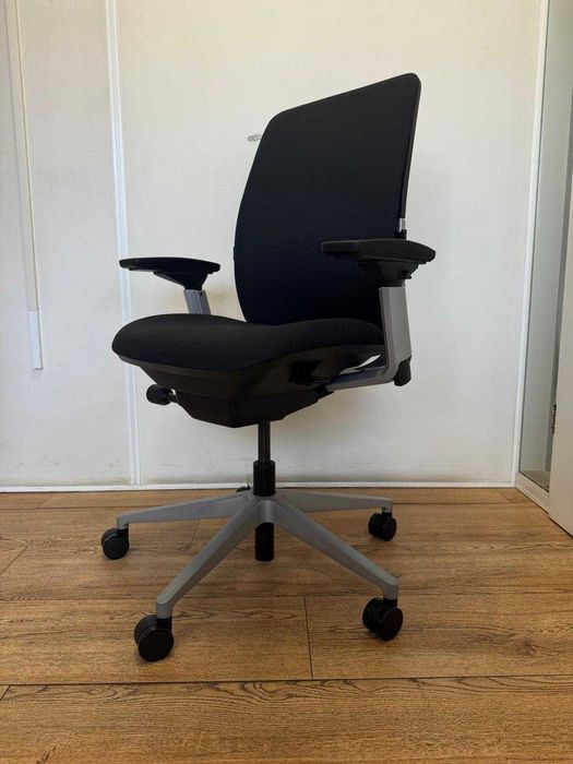 Refurbished Steelcase Amia