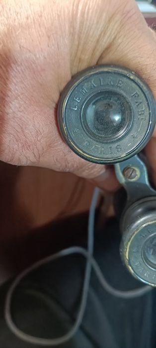 Un vechi Benoclu ww1' de colecție sau folosire