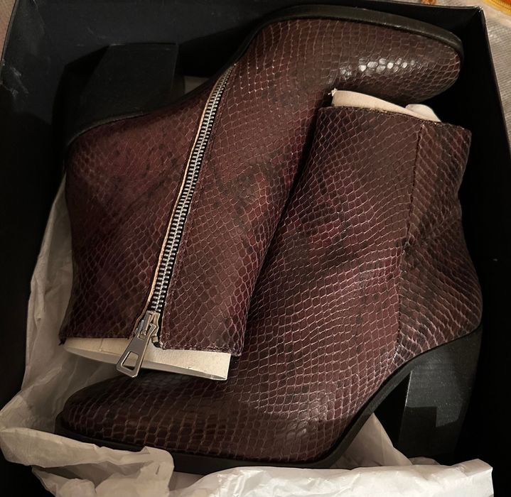 Дамски нови боти