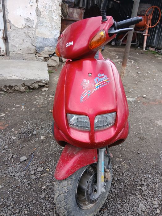 Vând scuter sym booster