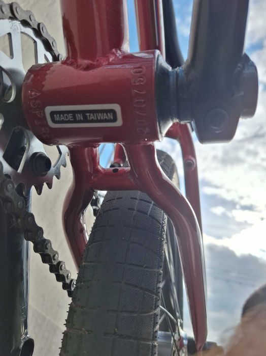 Bicicleta BMX Nou