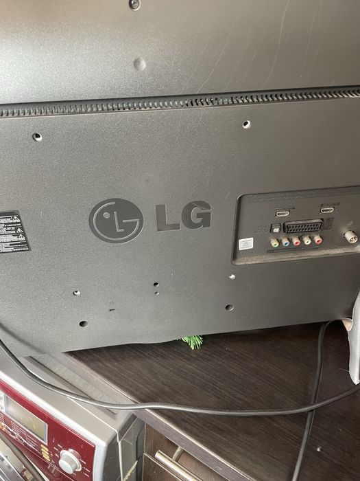 Телевизор LG използван