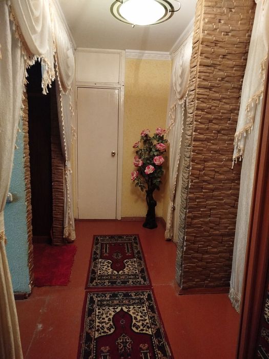 Квартира 3 комнат 2 етаж