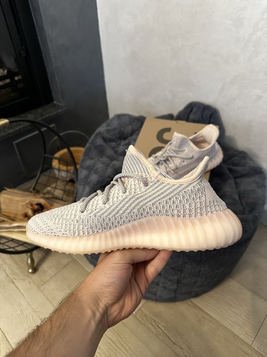 Adidas Yeezy Boost 350 V2 Synth