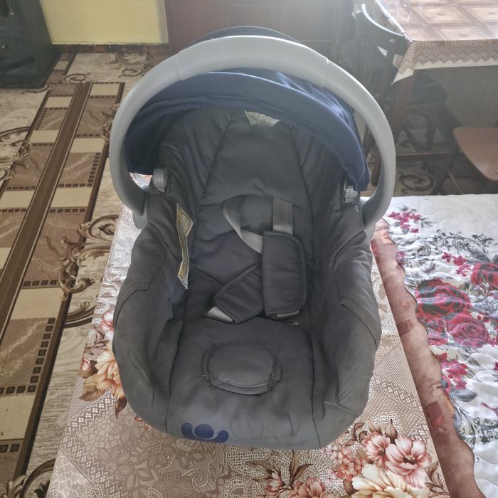 Кошница за бебе и люлка