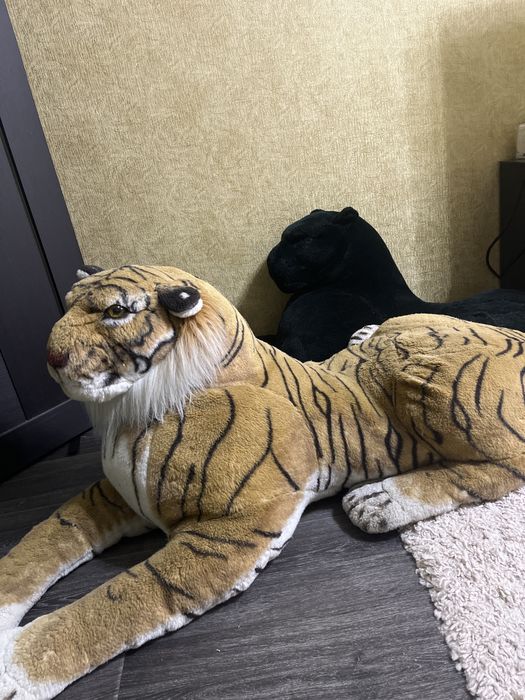 Игрушки большие 2 кота