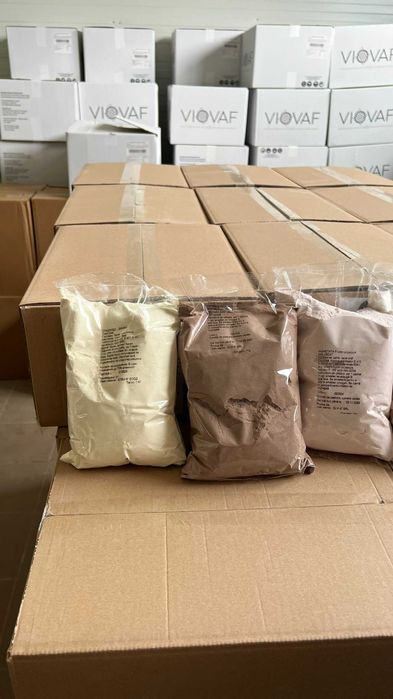 Praf de inghetata se amestecă fără colco și face 10 litri licid