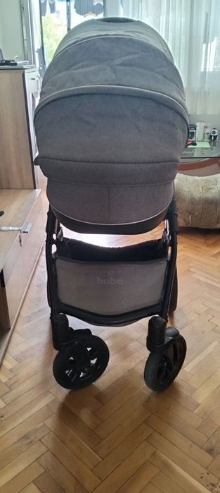Бебешка количка..