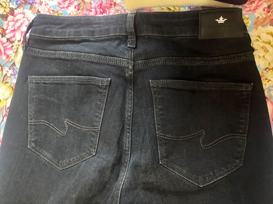 Модные и красивые кофты, джинсы , юбки!