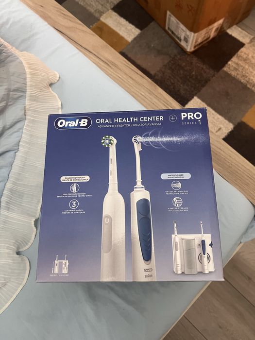 Vând Oral-B Oral Health Center PRO Series 1