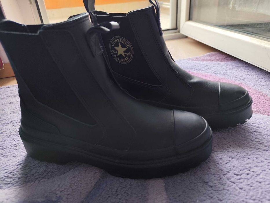 Нови боти CONVERSE