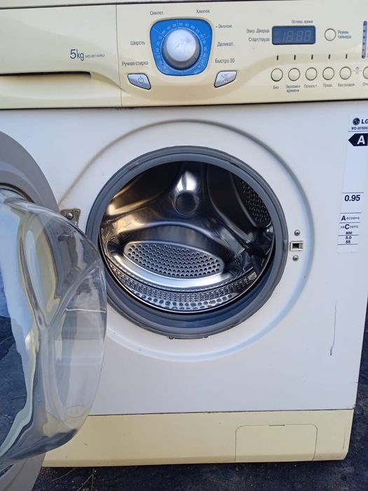 Продам стиральную машину