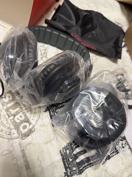 Слушалки HD681 EVO