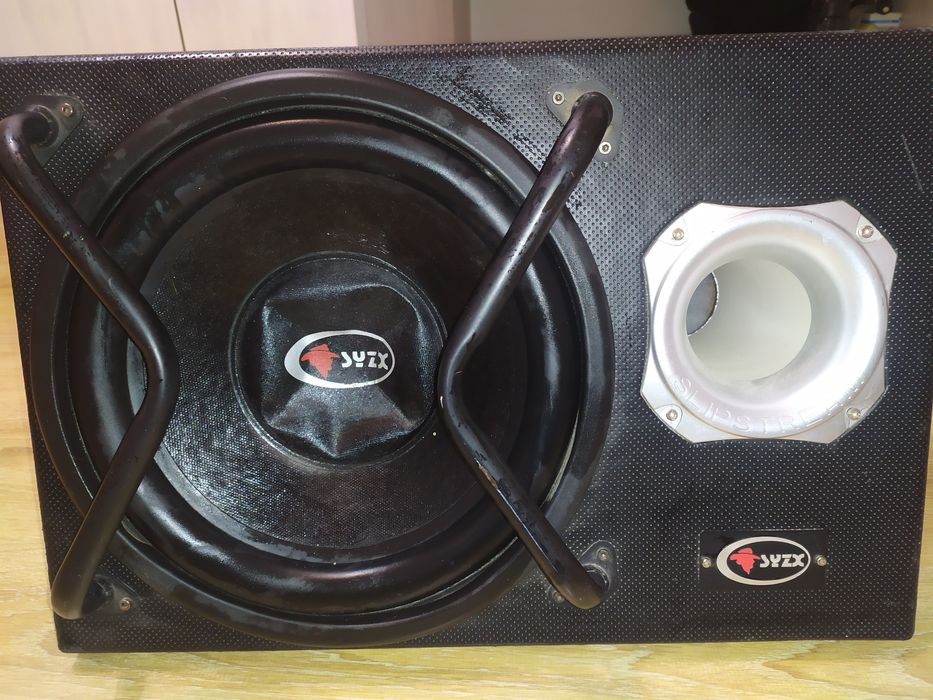 сабвуфер, колонка