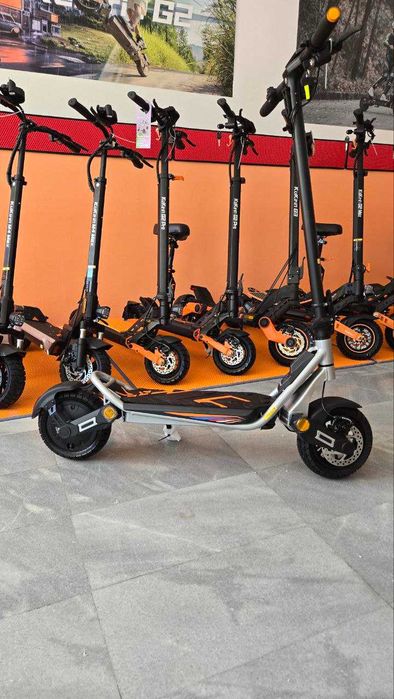 ЧЕРЕН ПЕТЪК! KuKirin A1 800w NEW Електрическа тротинетка 45km/h 50km