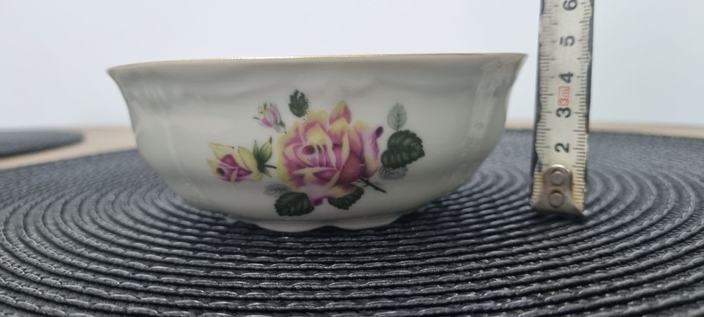 Български порцеланови стари купи