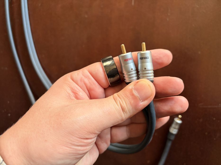 Profigold и Thomson Audio – Интерконект кабел с позлатени чинчови