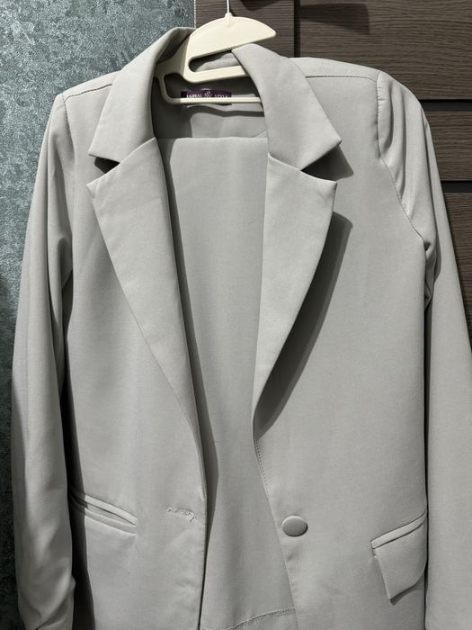 Платтье и двойки на мероприятие