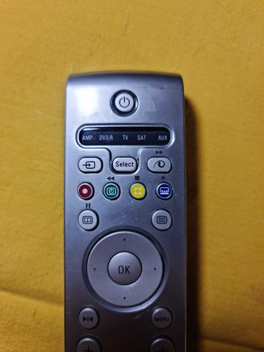 Telecomanda Philips Tv Amp Sat Aux DVDR Ambilight