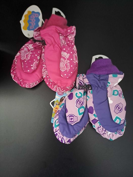 Manusi pentru copii disponibile 43 perechi