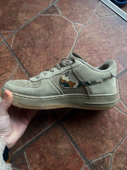 Adidasi nike air force 1