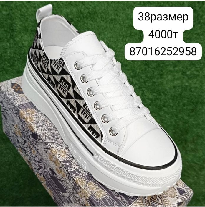 Крассовки сатылады 38 размер новый