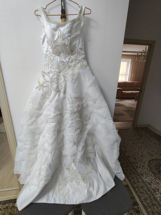 Продам свадебное платье