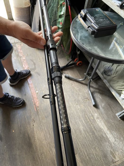 Lanseta Okuma Custom Black Spod, 3.90m, 5.00lbs, 2buc
