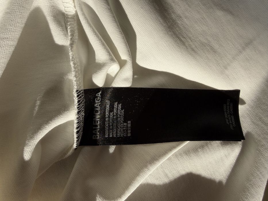 Tricou Balenciaga