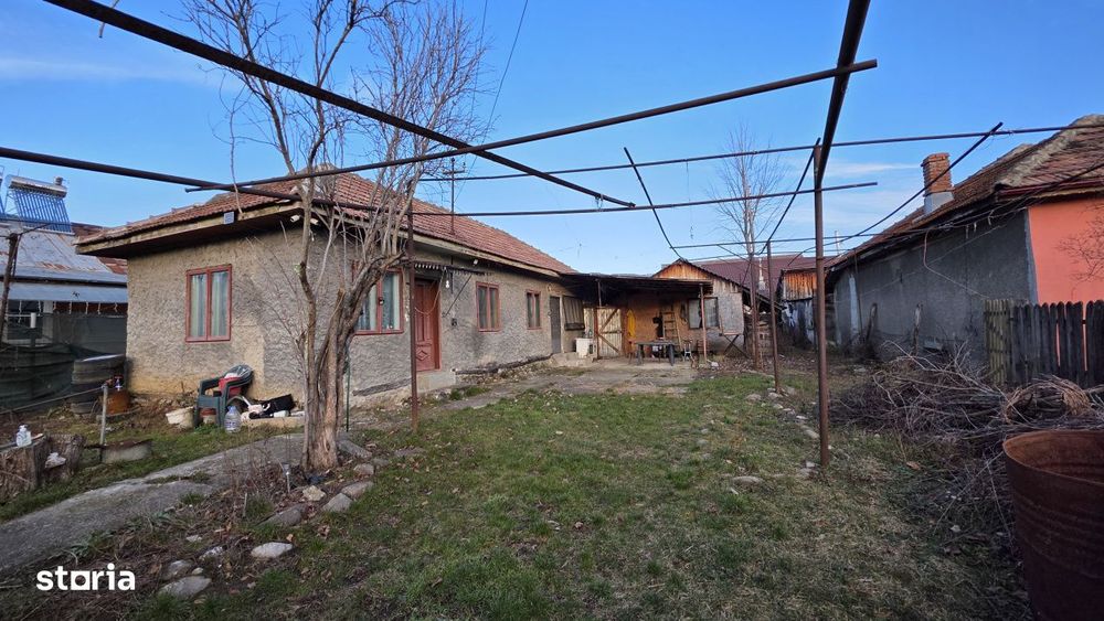 Casa cu teren 491 mp in Valenii de Munte