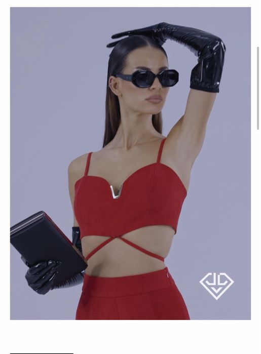 Бюстие   Jnona /Юнона  с връзки