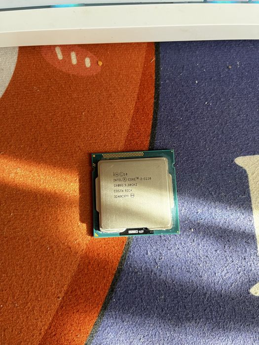 Продам процесор intel core i3