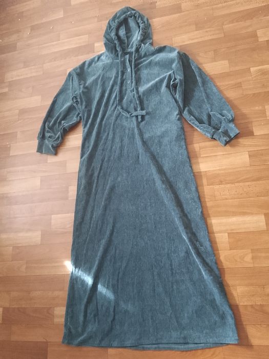 женские платье, новыи