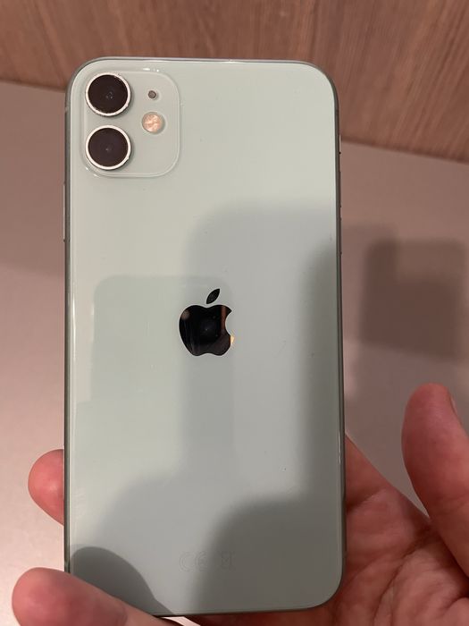 De vanzare Iphone 11 blue,